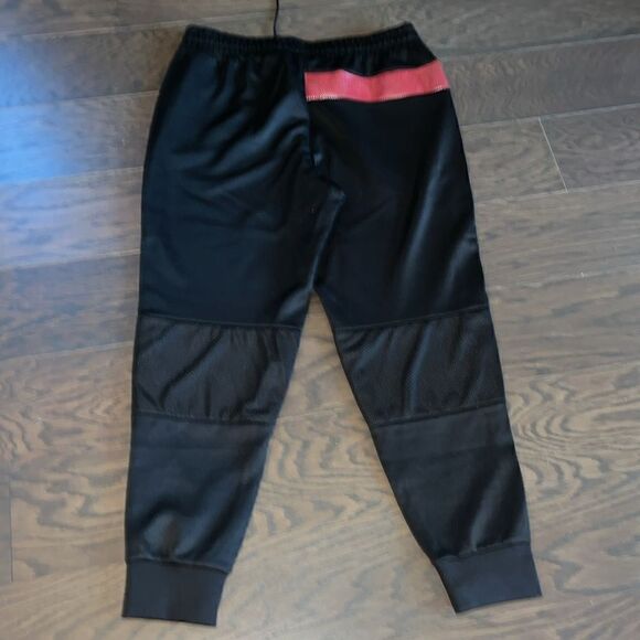 Black Navy Red Ferrari Puma Tri-Shield Men’s racing jogger sweat fleece pants XL - Picture 6 of 6